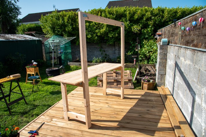 Outdoor-Anrichte / Bar